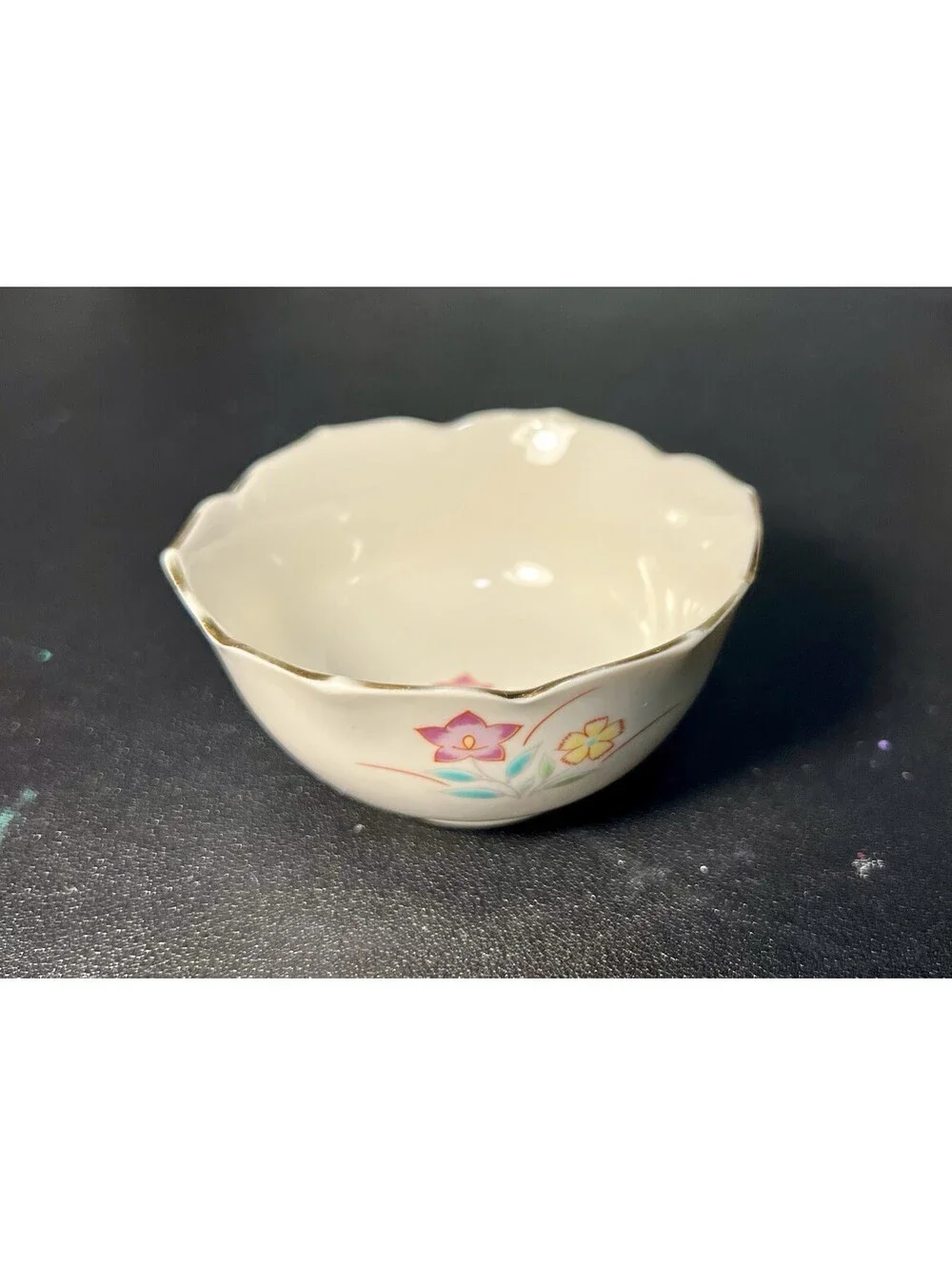 Nishiyama Kiln Arita Japan 1950s 4 Sauce Bowls Dishes Floral Porcelain, 3.5x1.5